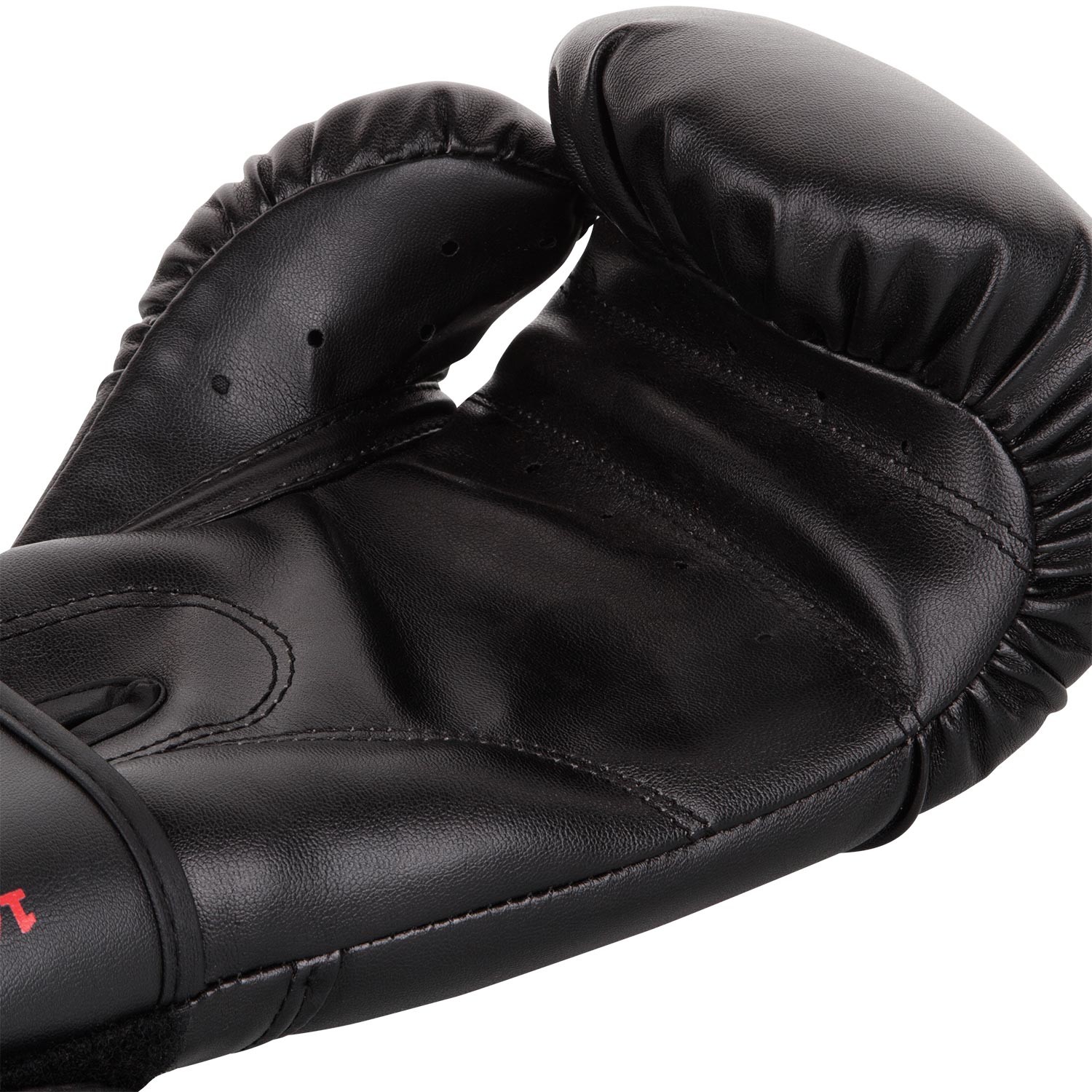 Перчатки боксерские Venum Contender Black/Red